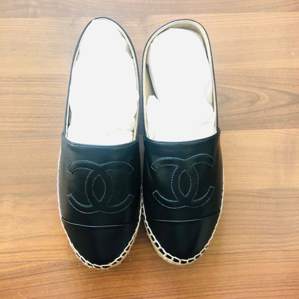 🔥SOLD🔥Chanel Espadrilles NIB Black Lambskin - Picture 2 of 5